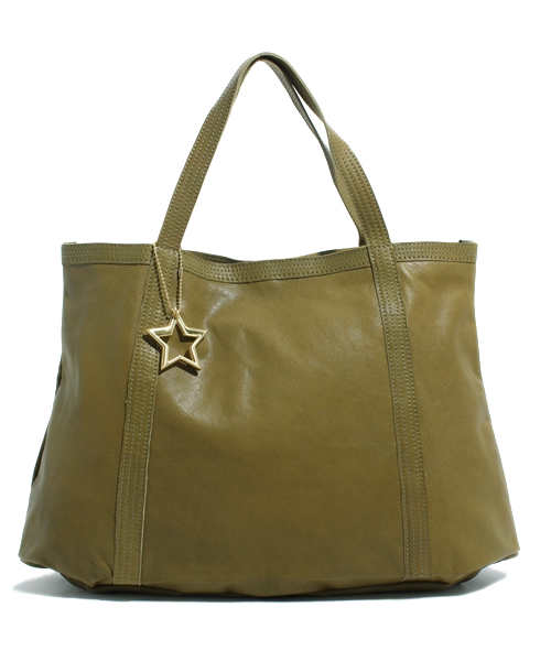 bpr BEAMS（ビーピーアール ビームス ）の「TAMBU×bpr BEAMS / 別注 ラムレザートート（トートバッグ・レディース・ブラック/ブラウン系その他/ブルー系その他/イエロー/オリーブ/その他1/ブラウン/ネイビー/パープル・ONE SIZE）」の16枚目の写真