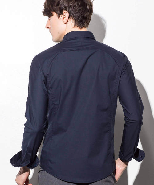 1PIU1UGUALE3  RELAX （ウノピゥウノウグァーレトレ リラックス）の「1PIU1UGUALE3 RELAX(ウノピゥウノウグァーレトレ)ブロッキングニットシャツ（シャツ/ブラウス・メンズ・ホワイト/ネイビー・SMALL/MEDIUM/LARGE/X-LARGE）」の3枚目の写真