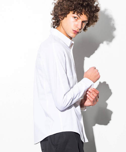 1PIU1UGUALE3  RELAX （ウノピゥウノウグァーレトレ リラックス）の「1PIU1UGUALE3 RELAX(ウノピゥウノウグァーレトレ)ブロッキングニットシャツ（シャツ/ブラウス・メンズ・ホワイト/ネイビー・SMALL/MEDIUM/LARGE/X-LARGE）」の4枚目の写真