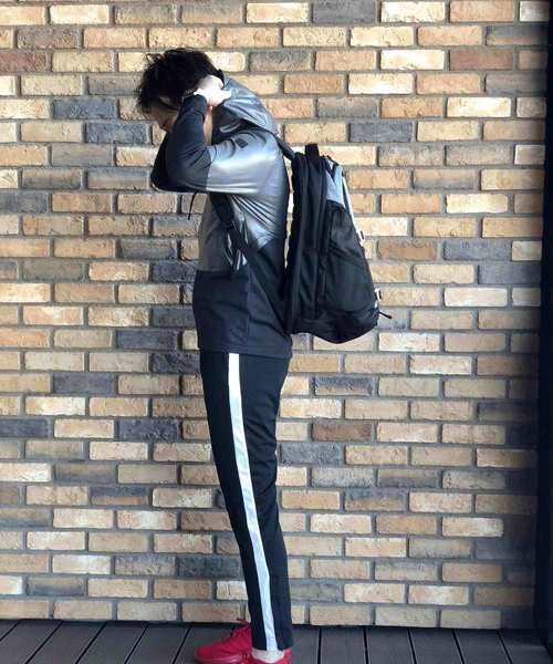 UNDER ARMOUR（アンダーアーマー）の「メンズ バックパック / ヒューイバックパック（バックパック/リュック・メンズ・ブラック/ネイビー/ダークグレー/ライトグレー・ONESIZE）」の9枚目の写真