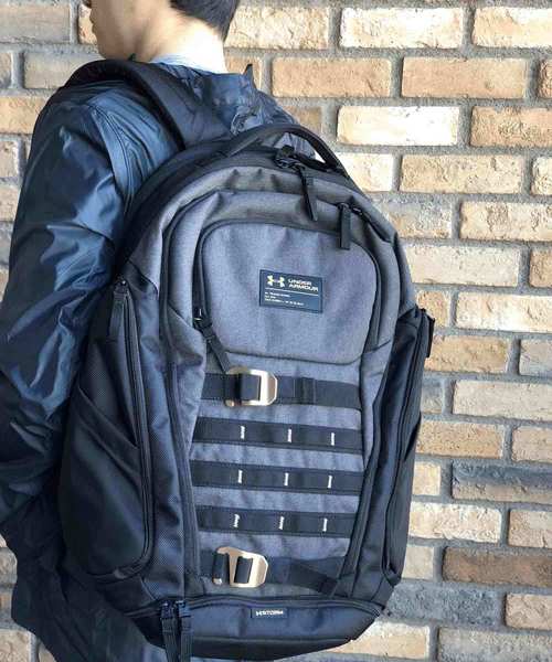 UNDER ARMOUR（アンダーアーマー）の「メンズ バックパック / ヒューイバックパック（バックパック/リュック・メンズ・ブラック/ネイビー/ダークグレー/ライトグレー・ONESIZE）」の15枚目の写真