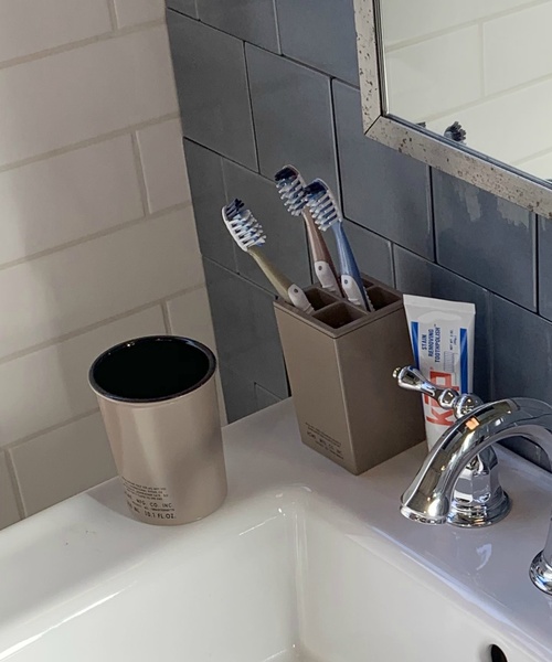 ACME FURNITURE（アクメファニチャー）の「【ACME HOME SUPPLY/アクメホームサプライ】TOOTH BRUSH HOLDER 歯ブラシホルダー（バス/トイレグッズ・レディース・その他/ベージュ・FREE）」の13枚目の写真