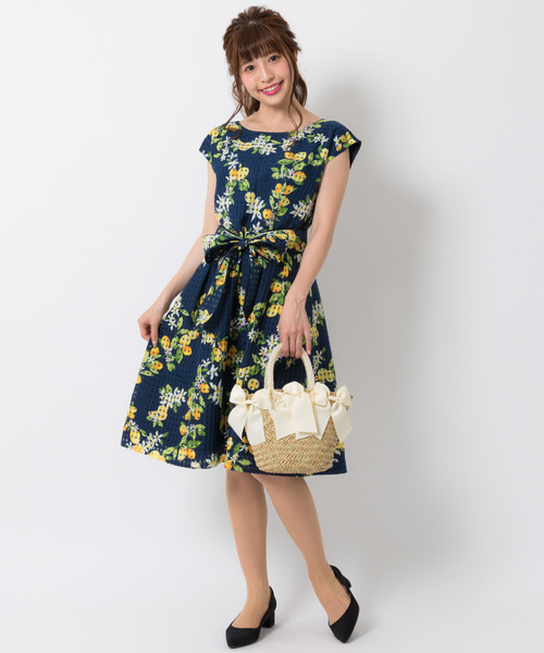 Rewde（ルゥデ）の「ﾚﾓﾝ柄ﾜﾝﾋﾟｰｽ（8R05-04021）（ワンピース）」 - WEAR