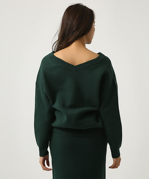 AZUL by moussy（アズールバイマウジー）の「【洗えるニット】Vネックスウェッタープルオーバー（ニット/セーター・レディース・ブラック/ダークグリーン/オフホワイト/杢グレー・SMALL/MEDIUM/LARGE）」の10枚目の写真