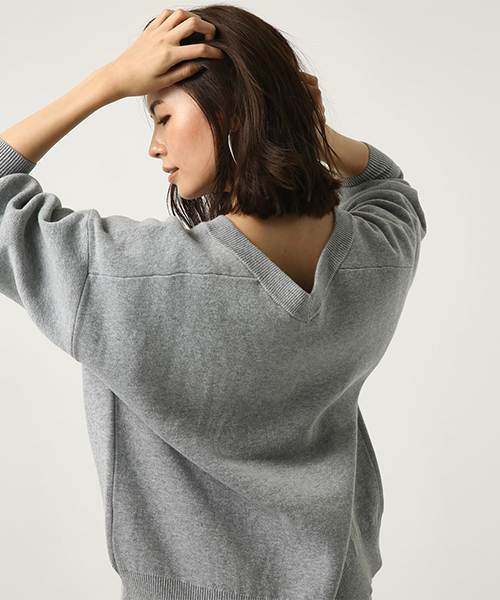 AZUL by moussy（アズールバイマウジー）の「【洗えるニット】Vネックスウェッタープルオーバー（ニット/セーター・レディース・ブラック/ダークグリーン/オフホワイト/杢グレー・SMALL/MEDIUM/LARGE）」の21枚目の写真