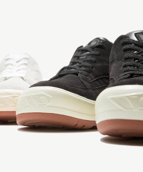 BEAUTY&YOUTH UNITED ARROWS（ビューティーアンドユースユナイテッドアローズ）の「＜YSTRDY’s TMRRW × NORTH WAVE × BY＞ CREAM/シューズ □□（スニーカー・メンズ・ブラック/ホワイト・9/11/8/7/10）」の7枚目の写真