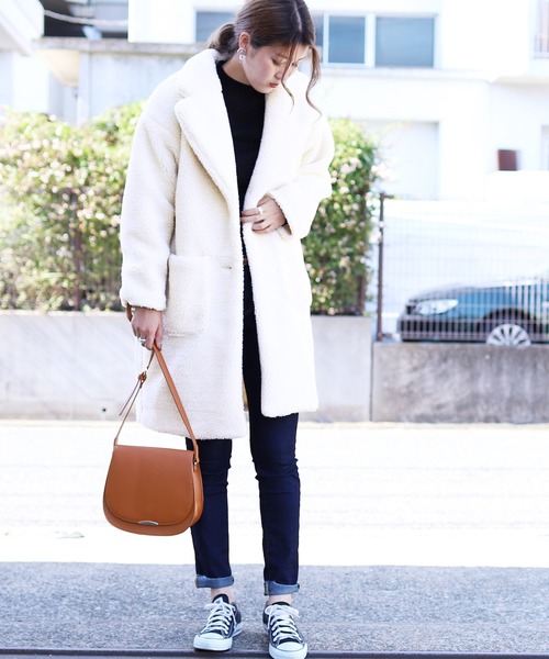 reca（レカ）の「ビッグシルエット モコモコボアチェスターコート（チェスターコート・レディース・ホワイト/ブラウン/ベージュ/ネイビー・M）」の14枚目の写真