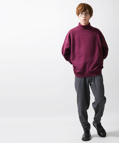 WEGO（ウィゴー）の「WEGO/タートルネックプルオーバースウェット（スウェット・メンズ・ホワイト/ブラック/ベージュ/ワイン・LARGE/SMALL/MEDIUM）」の14枚目の写真