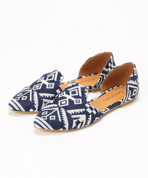 Ray BEAMS（レイビームス）の「○Coconuts / ネイティブ柄 フラットシューズ（その他シューズ・レディース・ネイビー/ブラック/レッド系その他・5.5/7/6/6.5/8/7.5）」の16枚目の写真