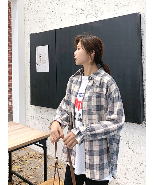 neos(ネオス)の「【neos -addictive design- LD】ルーズシルエット フリルスリーブ チェックシャツ(シャツ/ブラウス・レディース・オレンジ/アイボリー・SMALL/MEDIUM/LARGE/X-LARGE)」の4枚目の写真