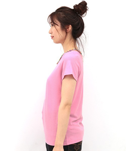チチカカ(チチカカ)の「ビーズネックフレンチスリーブ(Tシャツ/カットソー・レディース・ネイビー/グリーン/イエロー/ピンク・LARGE/MEDIUM)」の15枚目の写真
