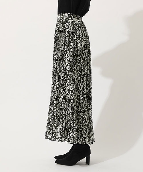 AZUL by moussy(アズールバイマウジー)の「BOUQUET FLOWER PLEATS SKIRT / ブーケフラワープリーツスカート(スカート・レディース・ブラック系その他/イエロー系その他・SMALL/MEDIUM)」の3枚目の写真