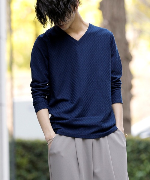 A.S.M（エーエスエム）の「スモール ブロック ジャガード Vネック ロング Tシャツ（Tシャツ/カットソー・メンズ・ホワイト/ライトグレー/ブラック/ネイビー・48/50/52）」の21枚目の写真