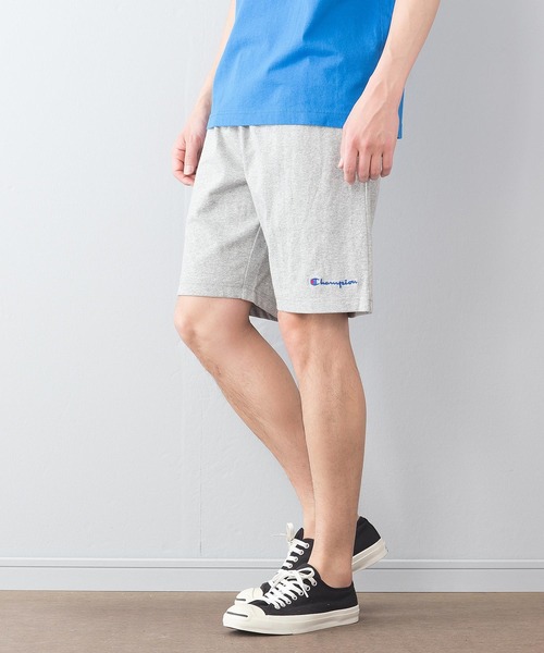 Champion(チャンピオン)の「【CHAMPION/チャンピオン】ルームウェア&ワンマイルコーデベストセラーアイテム 柔らか感触のワンポイントロゴ入りスウェットショーツ C3-P501(スウェットパンツ・メンズ・ホワイト/チャコールグレー/ブラック/ネイビー/グレー/レッド/ピンク/イエロー/ブルー/オリーブ/ブラウン・MEDIUM/LARGE/X-LARGE/SMALL/XX-LARGE)」の5枚目の写真