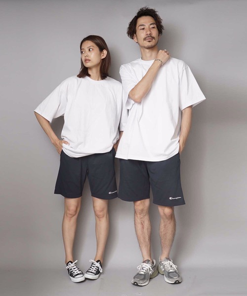 Champion(チャンピオン)の「【CHAMPION/チャンピオン】ルームウェア&ワンマイルコーデベストセラーアイテム 柔らか感触のワンポイントロゴ入りスウェットショーツ C3-P501(スウェットパンツ・メンズ・ホワイト/チャコールグレー/ブラック/ネイビー/グレー/レッド/ピンク/イエロー/ブルー/オリーブ/ブラウン・MEDIUM/LARGE/X-LARGE/SMALL/XX-LARGE)」の14枚目の写真