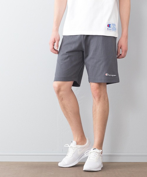 Champion(チャンピオン)の「【CHAMPION/チャンピオン】ルームウェア&ワンマイルコーデベストセラーアイテム 柔らか感触のワンポイントロゴ入りスウェットショーツ C3-P501(スウェットパンツ・メンズ・ホワイト/チャコールグレー/ブラック/ネイビー/グレー/レッド/ピンク/イエロー/ブルー/オリーブ/ブラウン・MEDIUM/LARGE/X-LARGE/SMALL/XX-LARGE)」の19枚目の写真