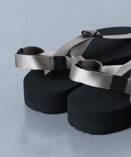 HYKE（ハイク）の「＜HYKE（ハイク）＞ベアフット サンダル ■■■（サンダル・レディース・ブラック/グレー・23cm/25cm/24cm）」の9枚目の写真