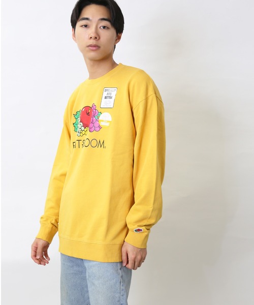 トレーナー スウェット プリント製品染めワッペン付きトレーナー レディース メンズ FRUIT OF THE LOOM（フルーツオブザルーム）の「プリント製品