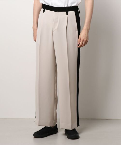 UNITED TOKYO（ユナイテッドトウキョウ）の「ドレープワイドフレアパンツ（スラックス・メンズ・ブラック/カーキ/ライトベージュ/グレイッシュベージュ/マルチ/その他/ブルー/その他5/その他3/オレンジ・1/2/3）」の12枚目の写真