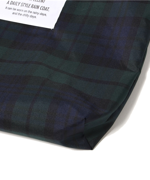 green label relaxing（グリーンレーベルリラクシング）の「[WEB限定]GC ブラックウォッチレインコート（レインコート/ポンチョ・レディース・ダークグリーン・フリー）」の6枚目の写真