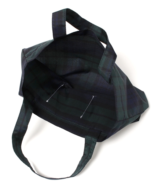 green label relaxing（グリーンレーベルリラクシング）の「[WEB限定]GC ブラックウォッチレインコート（レインコート/ポンチョ・レディース・ダークグリーン・フリー）」の12枚目の写真