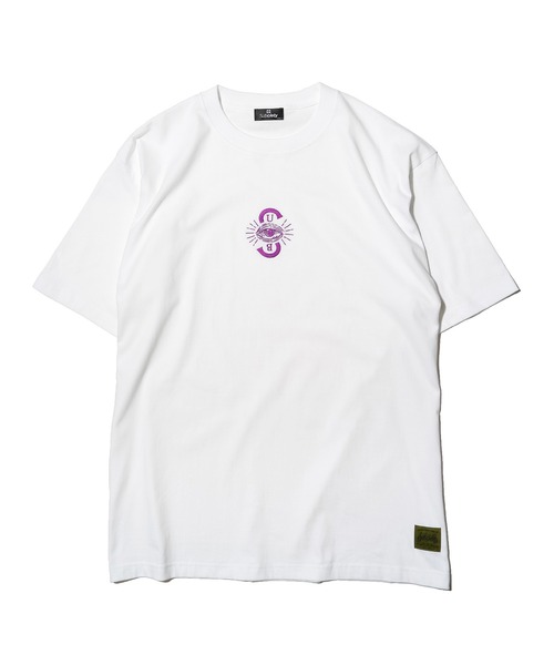 Subciety（サブサエティ）の「PROVIDENCE TEE（Tシャツ/カットソー・メンズ・ホワイト/ブラック/ホワイト系その他/ブラック×ゴールド/ホワイト×パープル/ホワイト系その他2/ホワイト×グリーン/ホワイト×ゴールド/グレー×ホワイト/サンドベージュ/レッド・SMALL/MEDIUM/LARGE/X-LARGE/XX-LARGE）」の18枚目の写真