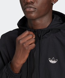 adidas（アディダス）の「SPRT アーカイブ ウーブン ウインド