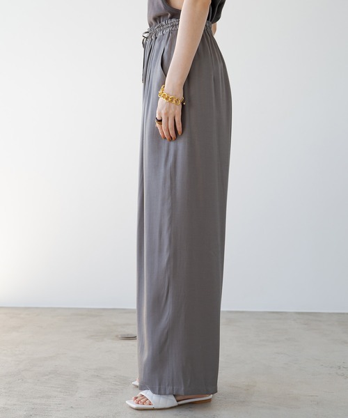 LOUNGEDRESS（ラウンジドレス）の「サテンワイドパンツ（その他