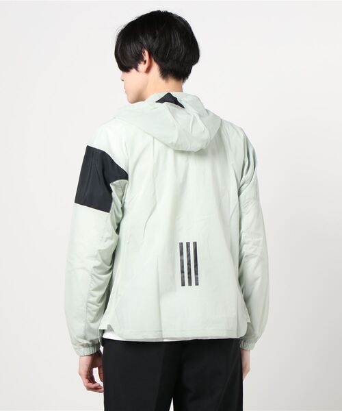 adidas（アディダス）の「バッジ オブ スポーツ メッシュ