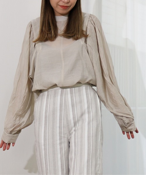 Per sist ence（パーシエンス）の「Per sist ence/パーシエンス　ボリュームスリーブプルオーバー（シャツ/ブラウス・レディース・ブラック/カーキ/グレイッシュベージュ/アイボリー・FREE）」の8枚目の写真