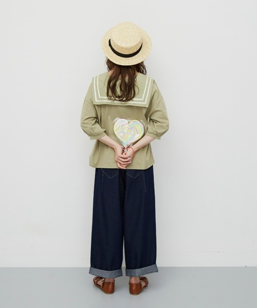 MERLOT(メルロー)の「スクエアラインBIGセーラーカラートップス(Tシャツ/カットソー・レディース・ホワイト/ライトグレー/ライトグリーン・FREE)」の13枚目の写真