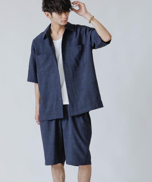 ADMIX/ATELIER SAB MEN（アドミックスアトリエサブメン）の「リネン麻調シャンブレー / オーバーサイズ CPOシャツ ＆ ハーフパンツ ＆ 巾着 セットアップ 3点セット（セットアップ・メンズ・ネイビー/キナリ/ブラック/ダークブラウン・48/50/52）」の4枚目の写真