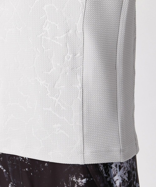 NICOLE CLUB FOR MEN（ニコルクラブフォーメン）の「ブリスタージャカード柄VネックTシャツ（Tシャツ/カットソー・メンズ・ブラック/ホワイト/ライトグレー/ラベンダー・MEDIUM/X-LARGE/LARGE）」の7枚目の写真