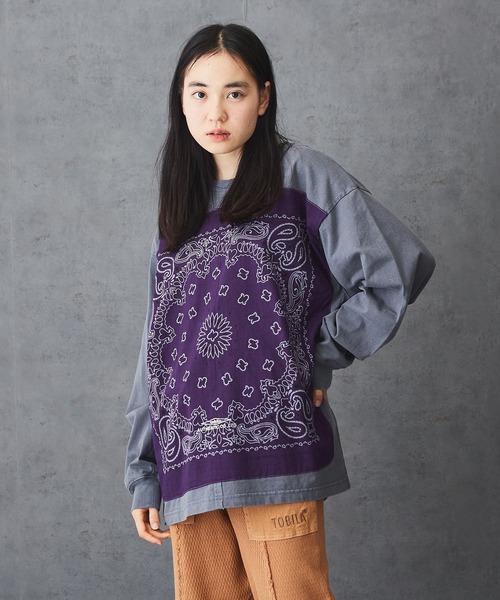 TOBILA（トビラ）の「度詰天竺ピグメント染めバンダナ長袖Tシャツユニセックス（Tシャツ/カットソー・レディース・グレー/オレンジ/ブルー・M）」の2枚目の写真