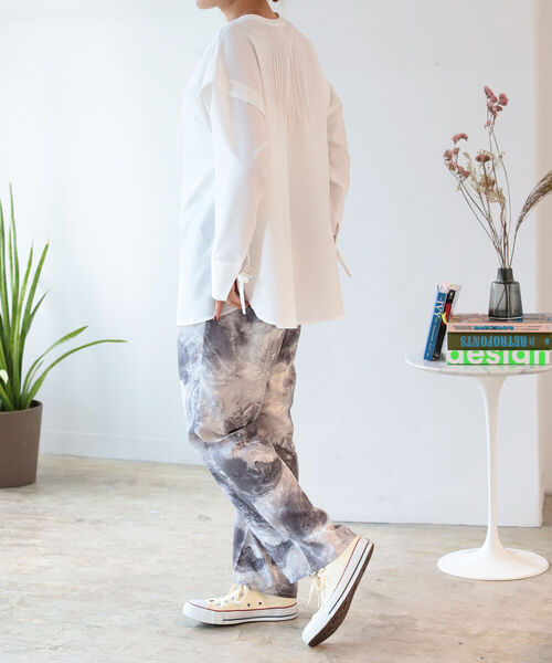 BeAMS DOT（ビームスドット）の「【WEB限定】BeAMS DOT / マーブル柄 センタープレスパンツ（その他パンツ・レディース・ブラック/グリーン・SMALL/MEDIUM）」の14枚目の写真