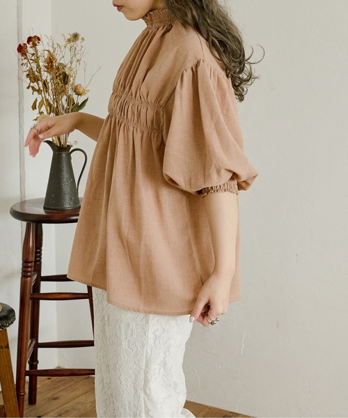 Ambre Neige(アンブルネージュ)の「パフスリーブギャザーブラウス/【WEB/EC限定商品】(シャツ/ブラウス・レディース・ホワイト/ベージュ/ライトベージュ・FREE)」の20枚目の写真