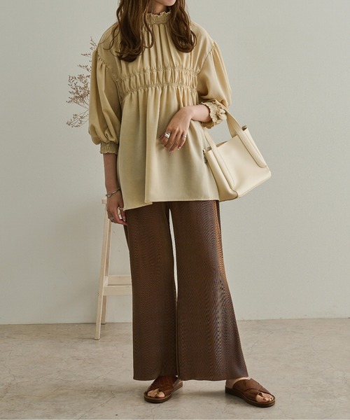 Ambre Neige(アンブルネージュ)の「パフスリーブギャザーブラウス/【WEB/EC限定商品】(シャツ/ブラウス・レディース・ホワイト/ベージュ/ライトベージュ・FREE)」の8枚目の写真