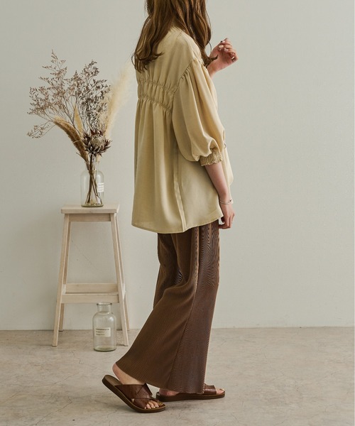 Ambre Neige(アンブルネージュ)の「パフスリーブギャザーブラウス/【WEB/EC限定商品】(シャツ/ブラウス・レディース・ホワイト/ベージュ/ライトベージュ・FREE)」の9枚目の写真