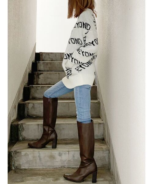 GYDA（ジェイダ）の「ミドルウエスト SHAPELYスキニーデニムパンツ（デニムパンツ・レディース・ブルー/ライトブルー/スカイブルー・X-SMALL/SMALL/MEDIUM）」の8枚目の写真