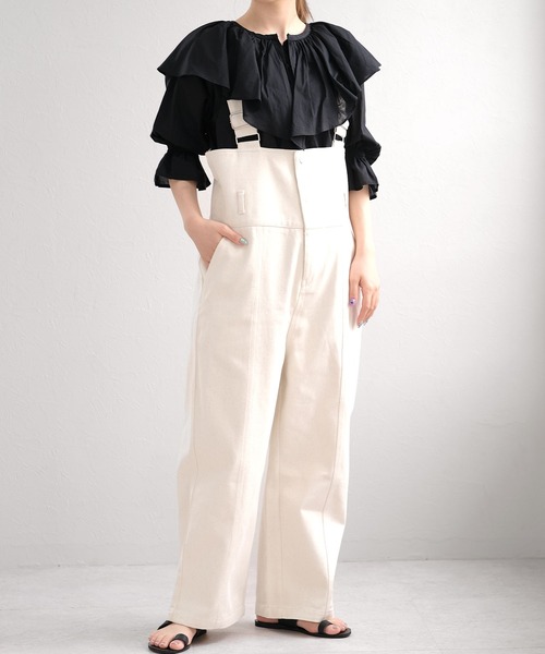 ＡＮＤＪ（アンドジェイ）の「デニムハイウエストサロペット（サロペット/オーバーオール・レディース・オフホワイト/ベージュ/ブルー・M）」の8枚目の写真