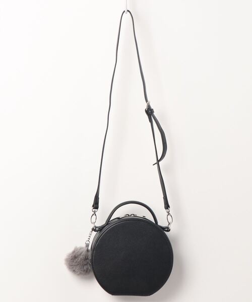 HONEYSUCKLE ROSE（ハニーサックルローズ）の「【HONEYSUCKLE ROSE】サークルショルダーバッグ（ショルダーバッグ・レディース・ライトベージュ/ブラック・ONE SIZE）」の4枚目の写真