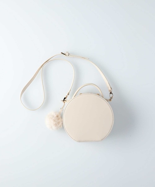 HONEYSUCKLE ROSE（ハニーサックルローズ）の「【HONEYSUCKLE ROSE】サークルショルダーバッグ（ショルダーバッグ・レディース・ライトベージュ/ブラック・ONE SIZE）」の8枚目の写真
