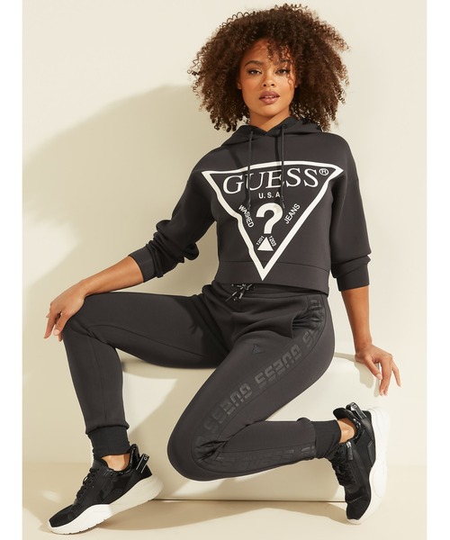 Guess（ゲス）の「Eco Triangle Logo Hooded Parka（パーカー・レディース・ライトブルー/ベージュ/オフホワイト/ピンク/ブラック・SMALL/MEDIUM/LARGE/X-SMALL）」の17枚目の写真