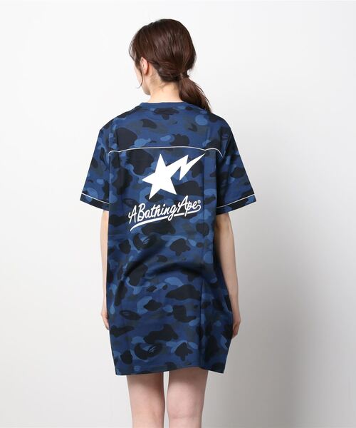A BATHING APE（アベイシングエイプ）の「COLOR CAMO TEE ONEPIECE L（ワンピース・レディース・ネイビー/レッド・SMALL/X-SMALL）」の7枚目の写真
