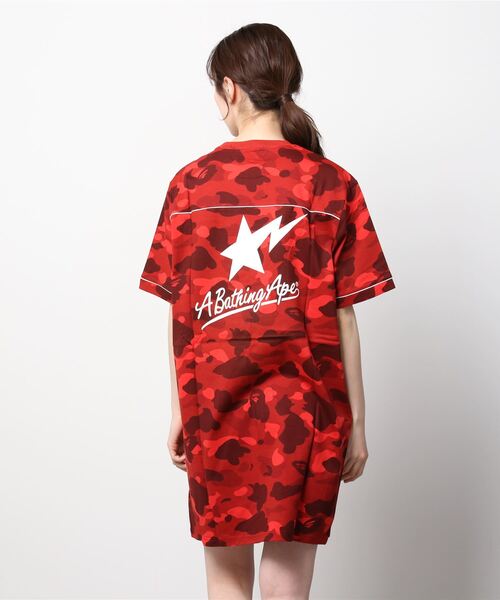 A BATHING APE（アベイシングエイプ）の「COLOR CAMO TEE ONEPIECE L（ワンピース・レディース・ネイビー/レッド・SMALL/X-SMALL）」の8枚目の写真