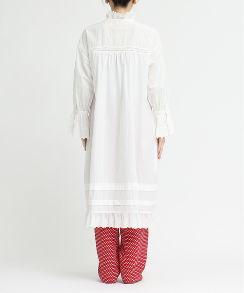 Dot＆Stripes CHILD WOMAN（ドットアンドストライプス　チャイルドウーマン）の「ブロード ピンタック レーススタンド衿ワンピース（ワンピース・レディース・ホワイト・FREE）」の12枚目の写真