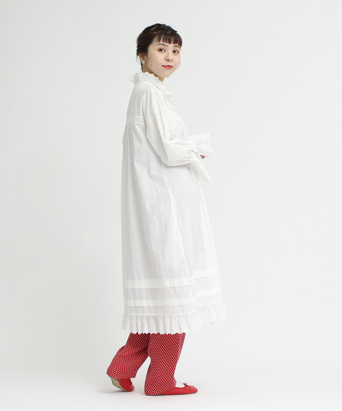 Dot＆Stripes CHILD WOMAN（ドットアンドストライプス　チャイルドウーマン）の「ブロード ピンタック レーススタンド衿ワンピース（ワンピース・レディース・ホワイト・FREE）」の8枚目の写真