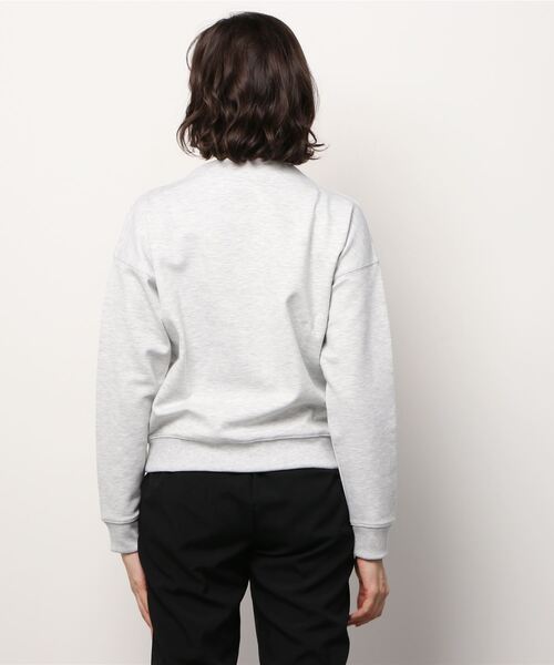 MAISON SCOTCH（メゾンスコッチ）の「モックネックスウェット【164246】（スウェット・レディース・ライトグレー・X-SMALL/SMALL）」の3枚目の写真