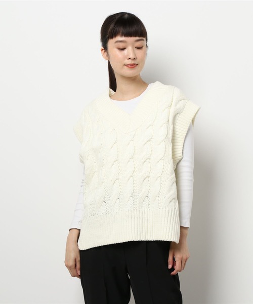 DURAS（デュラス）の「ケーブル編みニットベスト（ニット/セーター・レディース・ベージュ/ブラック/ブルー/ホワイト・FREE）」の13枚目の写真