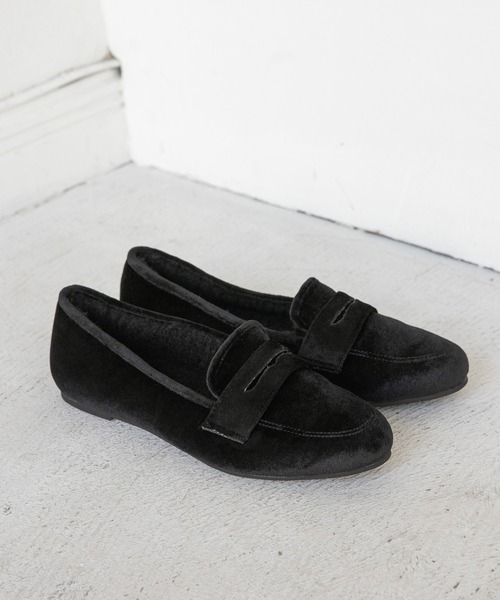 LEPSIM（レプシィム）の「ボアソフトローファー　236251（ローファー・レディース・ブラック/レオパード/グレイッシュベージュ・SMALL/MEDIUM/LARGE）」の2枚目の写真